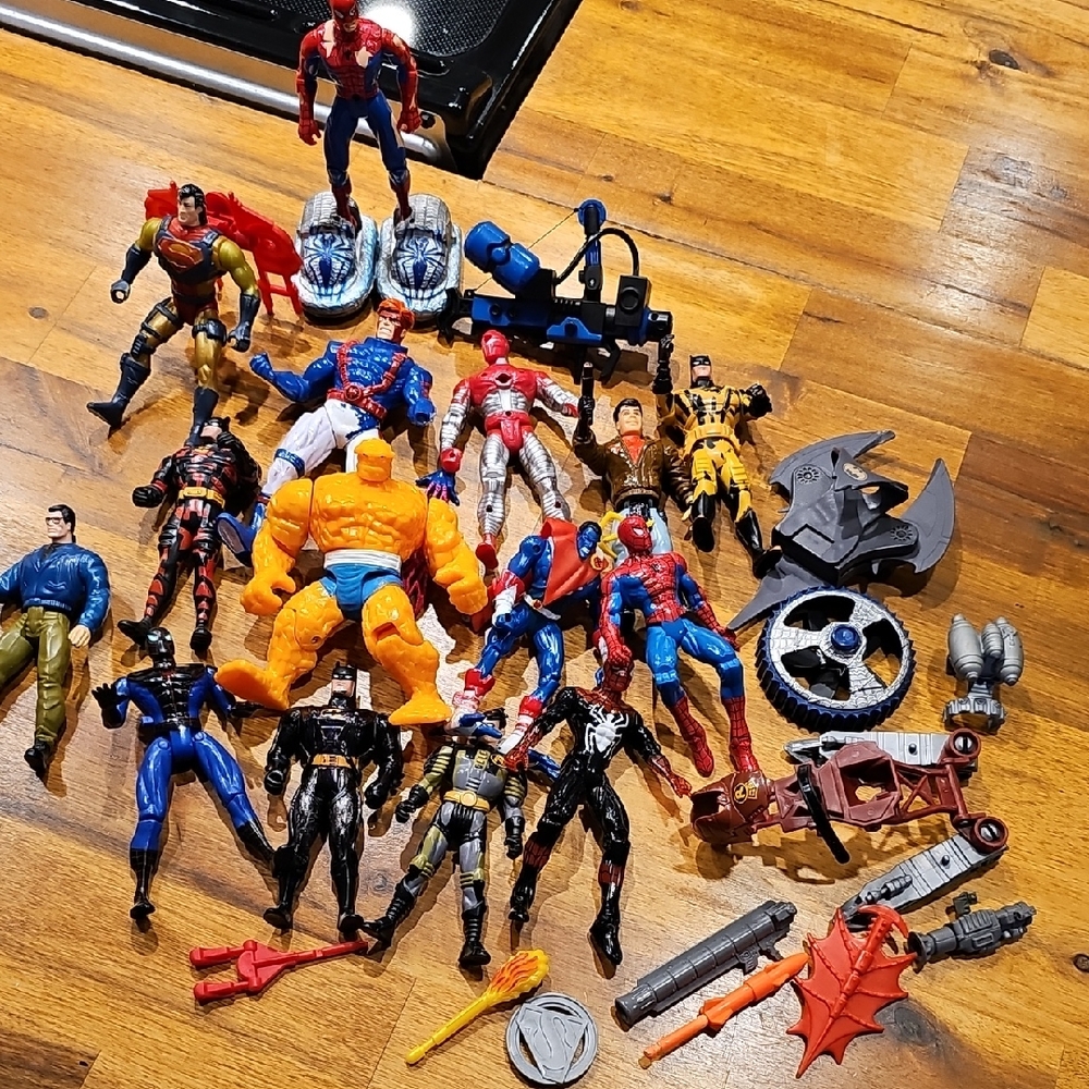 Vintage 1990s Superhero Action Figure Set 15 Figures And Accessories